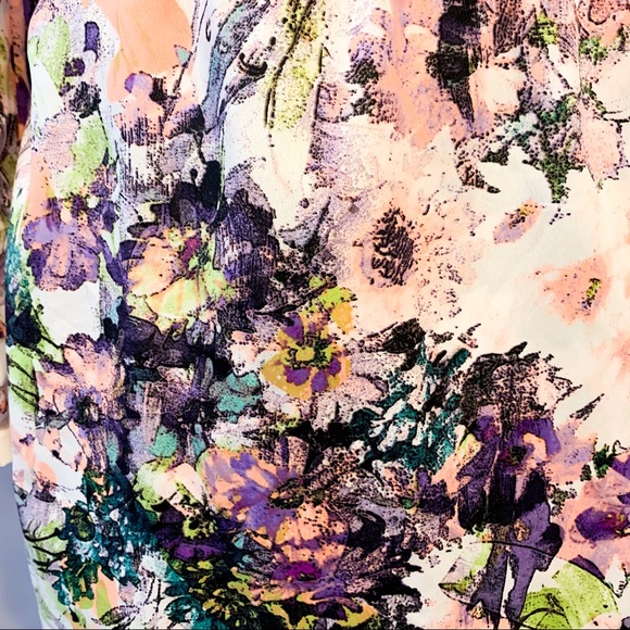 Gorgeous Long Sleeve Floral Mini Dress - Picture 4 of 8